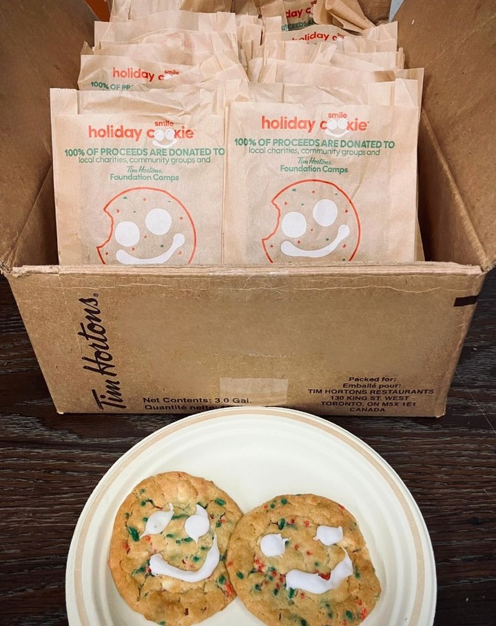 48 Smile Cookies purchased! ๐ 100% of proceeds are donated to local charities in our community. What a great way to finish off a Friday Afternoon.
#SmileCookies