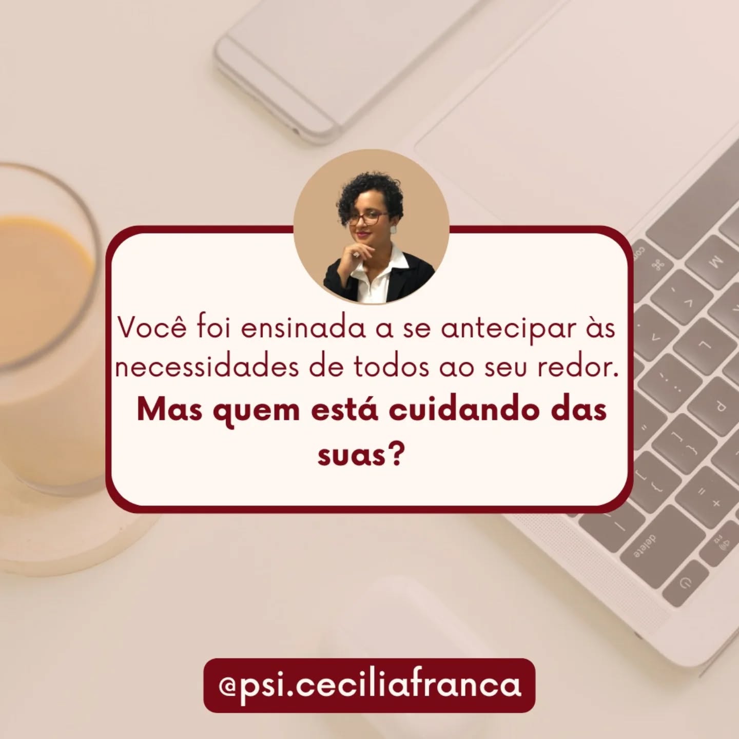 Quando nos dedicamos a cuidar das necessidades alheias, muitas vezes, esperamos – mesmo sem perceber – que as nossas também sejam vistas e atendidas. Mas quando isso não acontece, o que sentimos?
Talvez acreditemos que há algo errado conosco. Talvez sintamos vergonha por ter desejos ou necessidades que parecem "inadequadas". Pedir por algo que precisamos – como um tempo só para nós, um abraço ou espaço para explorar nossos talentos – pode até ser interpretado, por nós ou pelos outros, como carência ou exigência.
E quando essas necessidades não são atendidas, muitas de nós passam a acreditar que não têm direito a nada. Que sua voz, seus desejos e sua essência são menos importantes.
Você também já se viu nesse lugar? O que isso desperta em você? Compartilhe nos comentários. Vamos refletir juntas