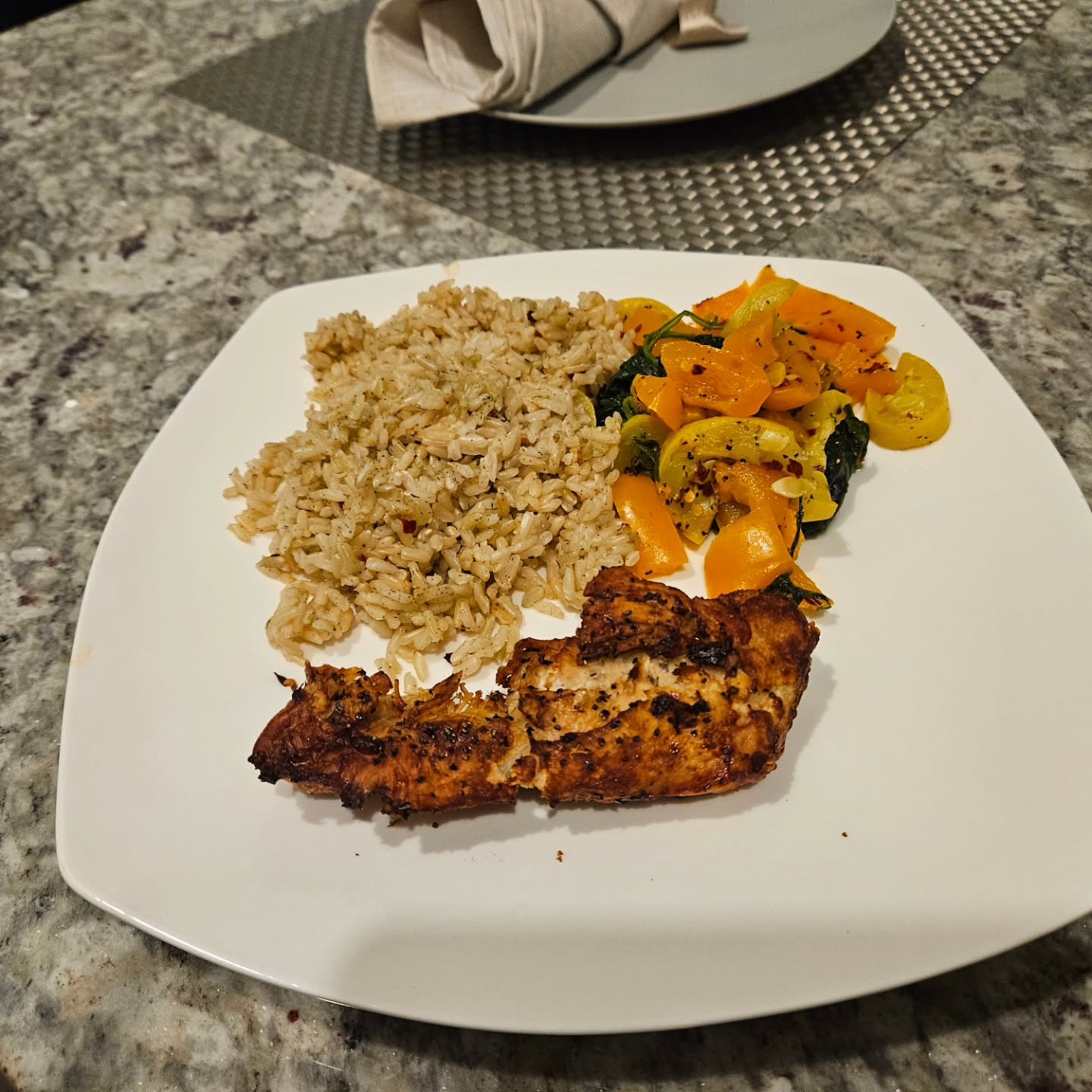 #healthyfood #healthylifestyle #newyear #ovenroastedveggies #healthyliving
https://www.annwellnesstalks.com/
* Just Sharing my love of
"Chicken and Rice with
Steamed Veggies
Ingredients: Chicken Breast, Bell Peppers, Zucchini, sauteed Spinach and brown rice drizzled with Extra Virin Olive Oil. Salt and Pepper to taste.
Just Sharing with Ann | Financial & Health Wellness Information and talks.
https://www.annwellnesstalks.com/
Stay Connected |
Contact Us: info@annwellnesstalks.com
View Health and Finance Posts
http://www.youtube.com/@JustSharingAnn5