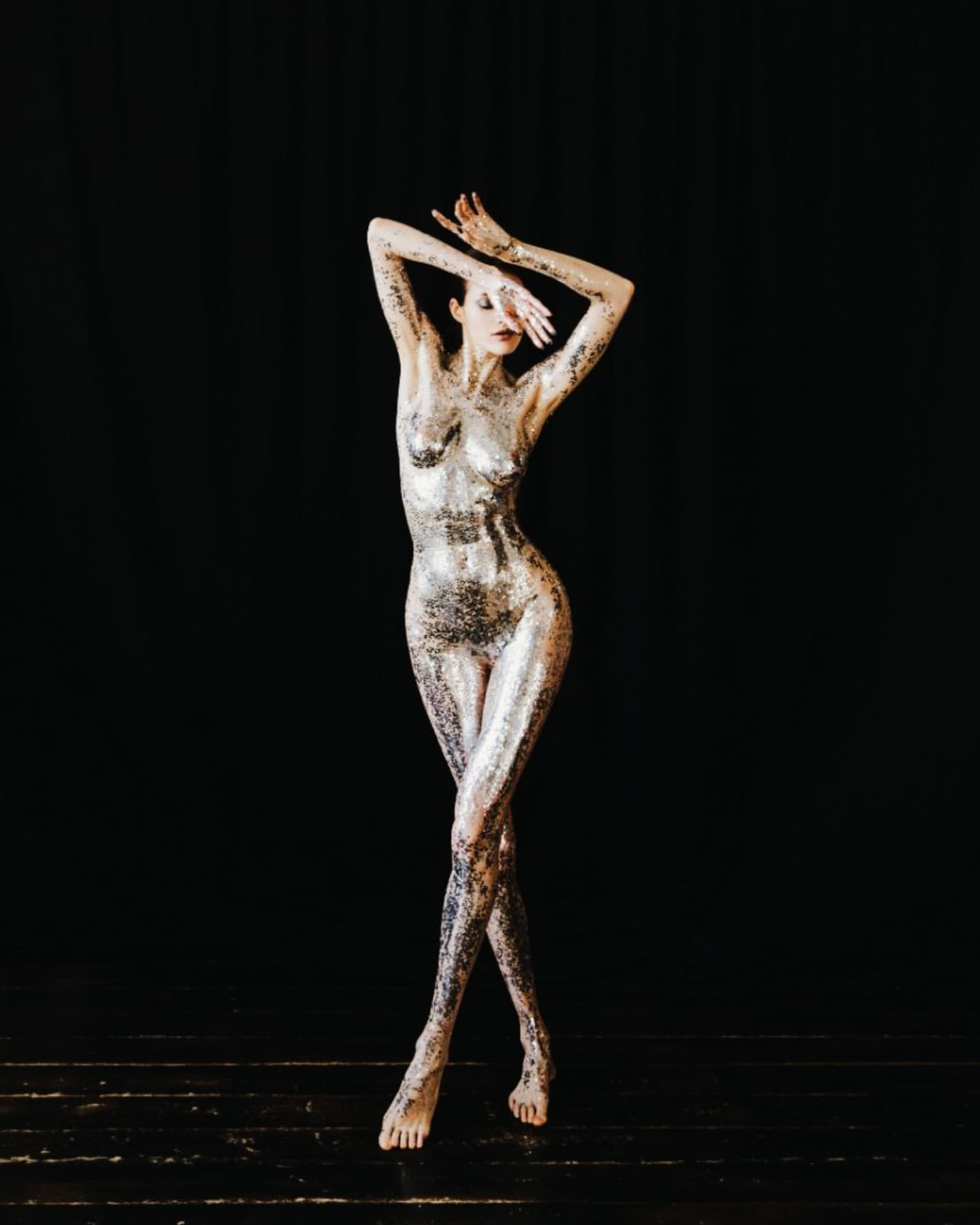 Bodypaint Photoshoot...
Un resultado increíble al usar pintura junto con brillantina!
Para mas informacion de precios y paquetes, envia tu mensaje 😊
#boudoir #Bodypaint #cdjuarez #elpaso