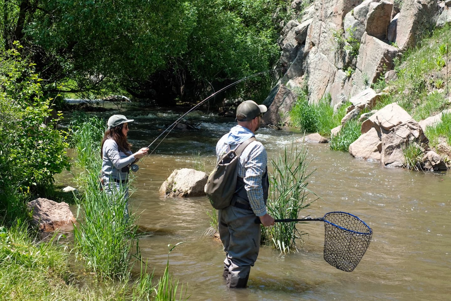 Nashville-based singer and songwriter, Taylor Leonhardt, spent a day with Forrest on one of the more intimate streams we fish. She even doubled up at the end of the day! (last slide)
.
.
.
.
#solitude #stream #lightsout #flyfishingphotography #flyfishcolorado #summerday #oneonone