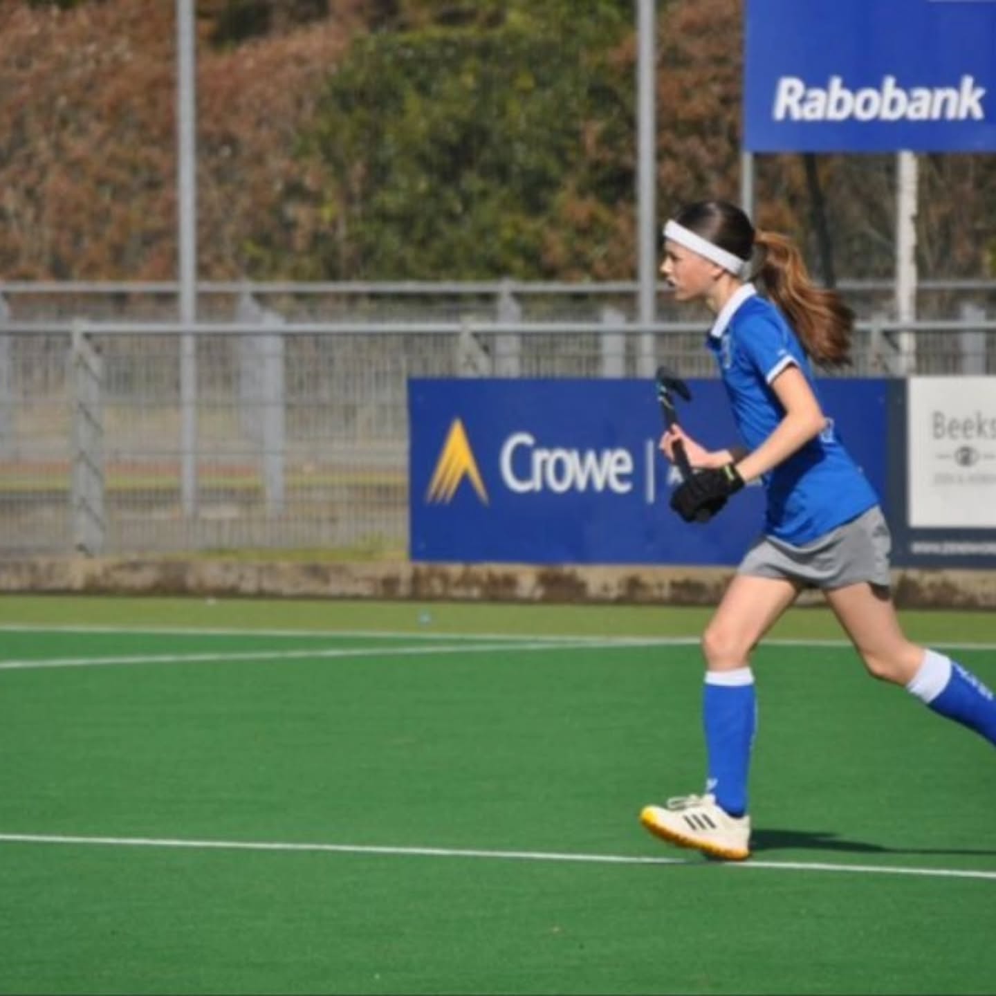 ??Β TROTS!Β ??
Onze toppersΒ Maud CoppelmansΒ enΒ Laura SnijderΒ zijn geselecteerd voor hetΒ opleidingsteam U14Β vanΒ District Zuid! ??
Een prachtige beloning voor hun inzet, doorzettingsvermogen en passie voor hockey. Op naar nog meer groei, plezier en mooie momenten op het veld! ?
#Toekomst #DistrictZuid #U14 #Hockey