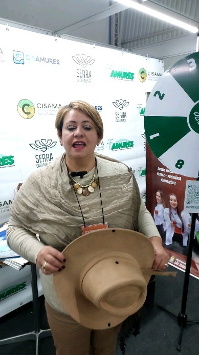 ? Estamos te esperando. Visite o estande Serra Catarinense
@elisamlima9
#SerraCatarinense
#lages
#festadopinhão