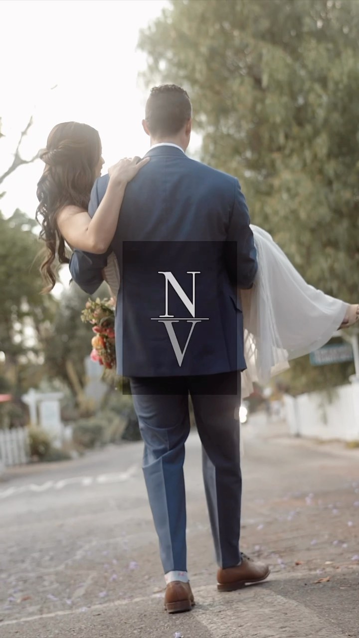 Here’s to 2023 🎉🍾
We thank you for your continued support,
Let us make your memories last a lifetime ☺️
Cheers to 2023