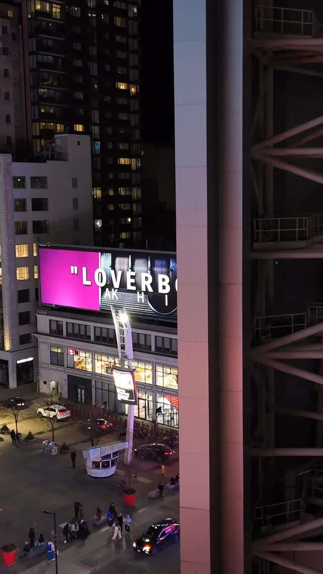 Take The Risk & Buy That Billboard ๐
Congrats @loverboyakin ๐๐ป๐