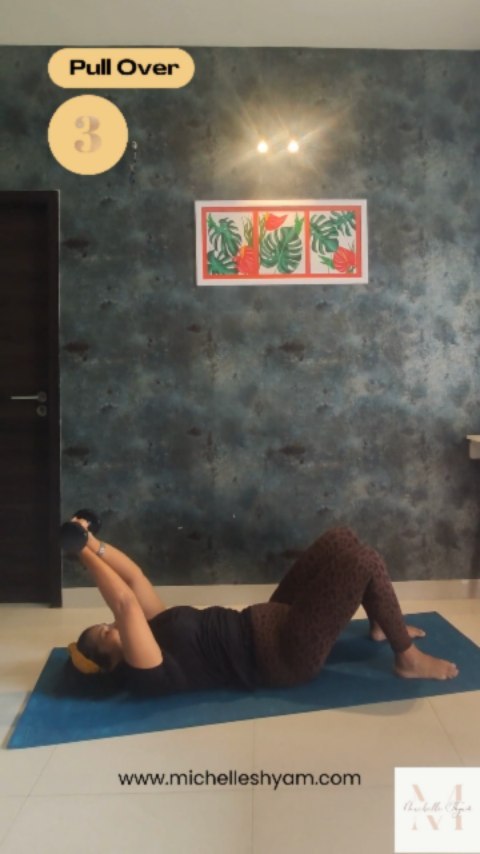 #tricepsworkout #upperbody #adventseries #Day4 #michelleshyam #fitness
