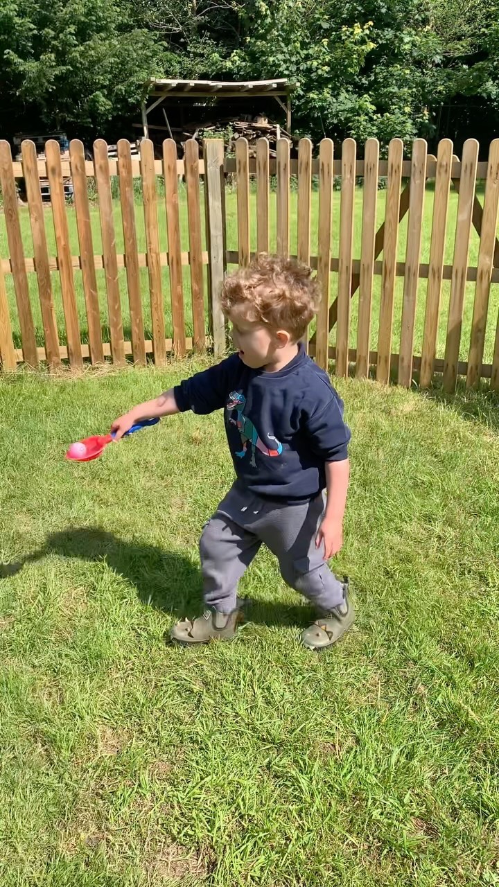 We have had a lovely week back at Butterflies after half term 🦋!! The weather has been so lovely and the children have had lots of fun doing different activities!!
The most popular activity was the egg and spoon race! #outdoorlearning #outdoorplay #fun #playtime #forestschool #butterfliespreschoolcoulsdon #eggandspoonrace