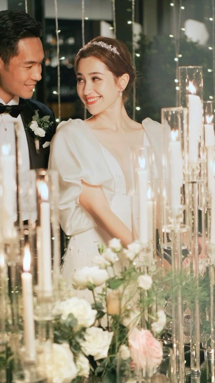 Turn your moments into memories โจ๐คโจ
Weโre still sparkling with love from this magical experience! Thank you @easthk and all our superstar #partners & collaborators for making this fairytale come true! ๐
.
.
.
Venue: @easthk @sugarhongkong
Creative Direction & Styling: @marriagemaestros
Planning & Coordination: @weddingmaestros
Photography: @garethgotblownup
Videography: @ixgrapher
Dinner Reception Table, Bouquets & Floral Pieces: @garykwok_flower
Backdrop, Lighting & Ceremony Flowers: @freeconcept_HK
Wedding Gown: @la_ceremonie_atelier
Evening Gown & QiPao: @matadorcouture
Groomโs Attire: @modetuxedo
Makeup & Hair: @makeupbees
Shoes: @odelicate
Jewellery: @caratlondon
Tea Ceremony Set: @faux_home
Bride Model: @ve___nusssss
Groom Model: @rocky__wong
#atEAST #WEDDINGatEAST #EASTHongKong #SugarHongKong #swirehotels #MarriageMaestros #WeddingMaestros #la_ceremonie_atelier #freeconcept_HK #modetuxedo #makeupbees #odelicateshoes #CaratLondon #GaryKwokFlowersDesign
#WeddingPhotoShoot #WeddingBrochure
#WeddingPlanner #WeddingDesigner #WeddingVenue
#HKWedding #HongKongWedding
