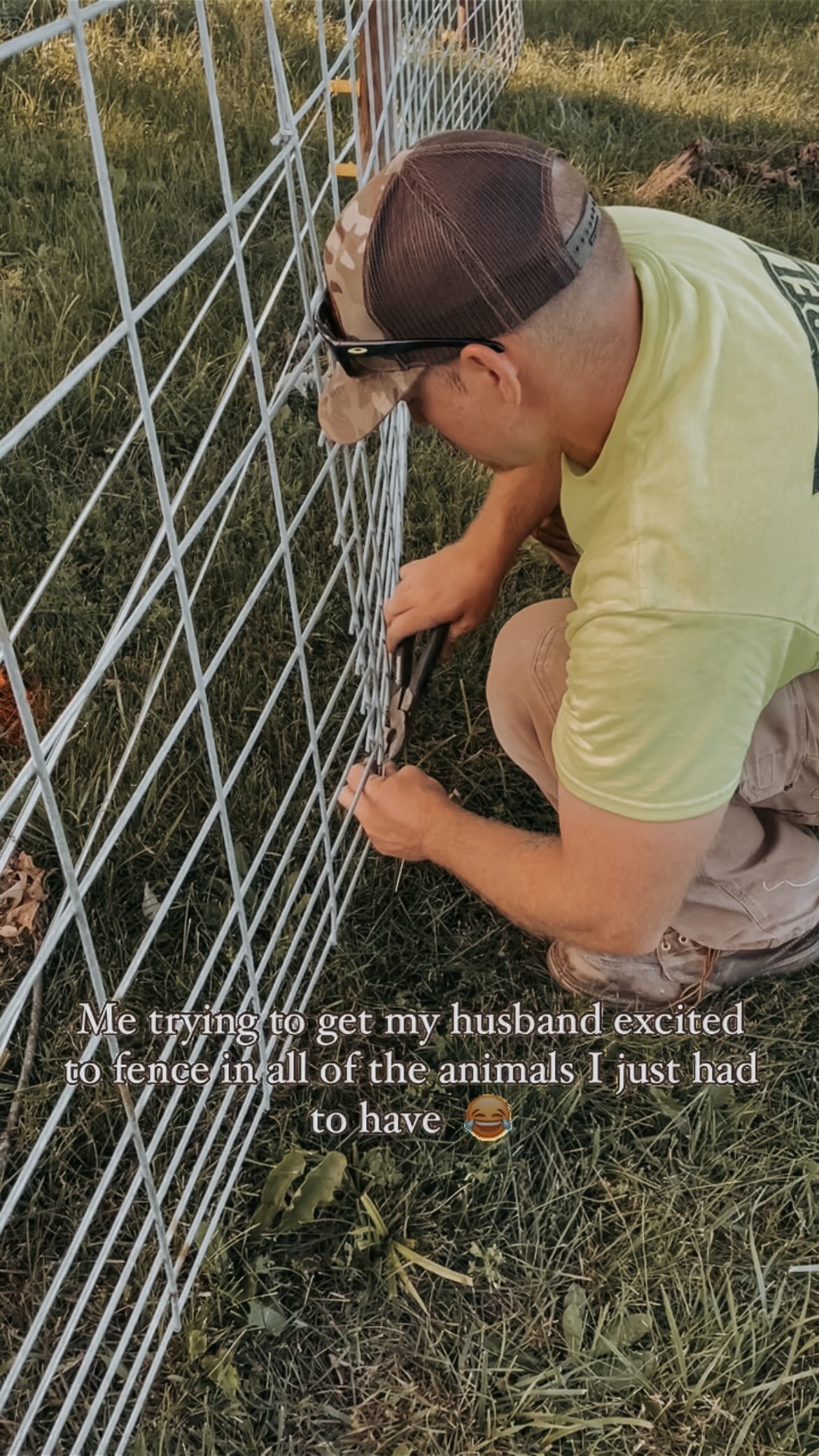 Fencing, fencing, and more fencing ?
#fencing #animals #animalslover #menagerie #zoolife #farming #farminglife #horses #horseliver #cows #farmanimals #husbands #homesteadhusbands #homesteading #homesteadlife #hobbyfarm #hobbyfarming