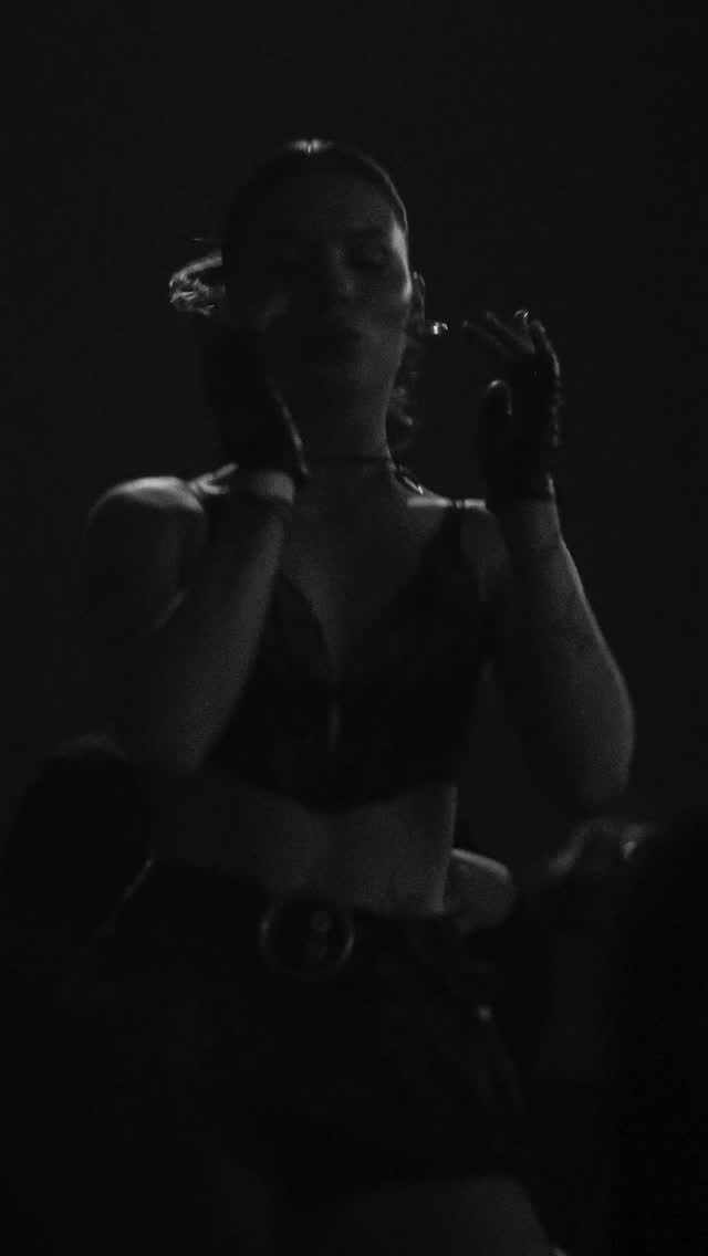 GIB MIR ALLES on repeat since 2021.
after so many years of doing what i love, i’m still not 100% sure what makes a track special to me. Alongside a bad hearing since a very young age, i also lack musical expertise to form a true explaination for my choices within music.
one thing i’m certain of: i love music with my hearth, mind and soul. Together with my knowledge, precision and purity in photography, i’m able to shape this love into my signature art: stop-motion.
track by: O.B.I. & RWGK feat. Timo Revna