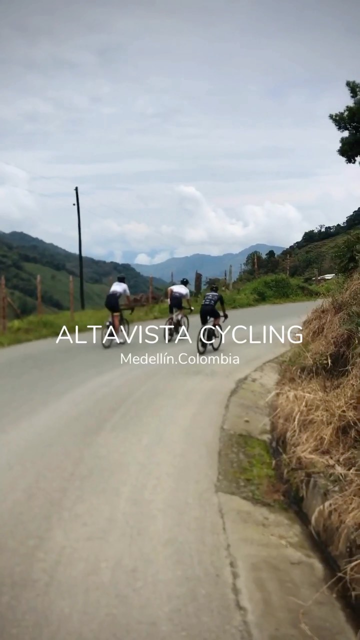 Great fun with a new group and unexplored roads.
🇨🇴⛰🚲
•
•
•
•
•
#cyclingculture #insearchofup #cyclingmemories #roadcyclingpics #ridelots #lifebehindbars #whyiride #roadslikethese #fromwhereiride #beautyofcycling #cyclingphotography #whereiride #outsideisfree #wymtm #switchbacks #instaroads #mountainpass #fromwhereweride #cyclingadventures #roadcyclist #cyclingshots #roadstotravel #mountainphotography #roadstoride #natgeotravels #cyclingtour #cyclingholidays #cyclingaddiction #cyclingplanet #kom