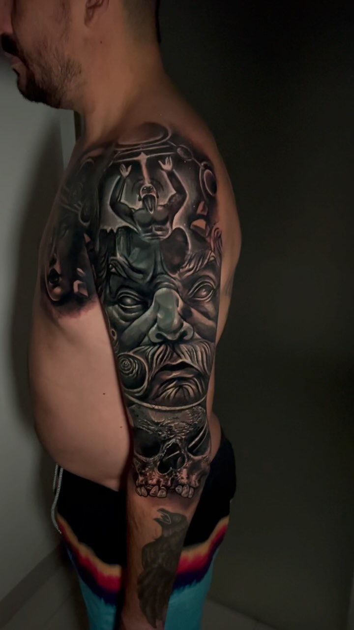 Incredible Cover Up done by Andre Fila ???
For bookings and information ⬇️
024 7679 8377
07879 895656
#tattoos #tattoo #coverup #coveruptattoo #besttattoos #tattooist #tattooist #tattoo2me #tattooing #tattooing #birminghamtattoo #bestuktattooartist #besttattoosuk #uktattoo #birmingham #birminghamtattoo #tattoobirmingham #coventrytattoo