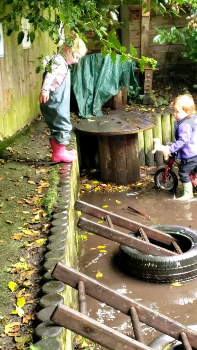 The BEST fun in our very own back garden 🥰 when it rains, a huge puddle is created EVERY time whuch is perfect for splashing, jumping & exploring.
Who needs a water tray?!
#happykids #altrincham #childcare #naturalplay #childledplay #fun #agreatplacetobe