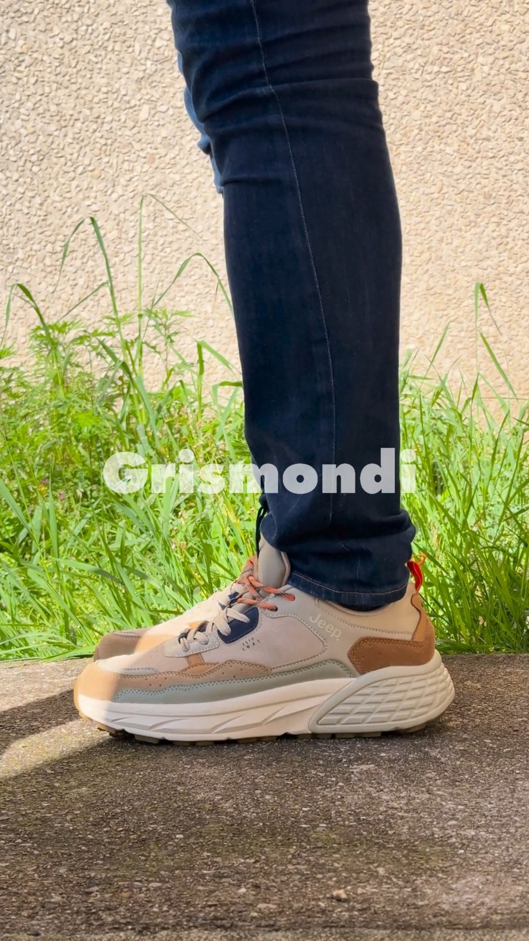 Le sneaker uomo firmate Jeep uniscono comfort, carattere e un design ispirato all’avventura. Perfette per chi ama distinguersi ogni giorno.
#grismondicalzature #JeepShoes #sneakersuomo #modauomo #urbanstyle #primavera2025 #scarpebergamo #shoppingbergamo
