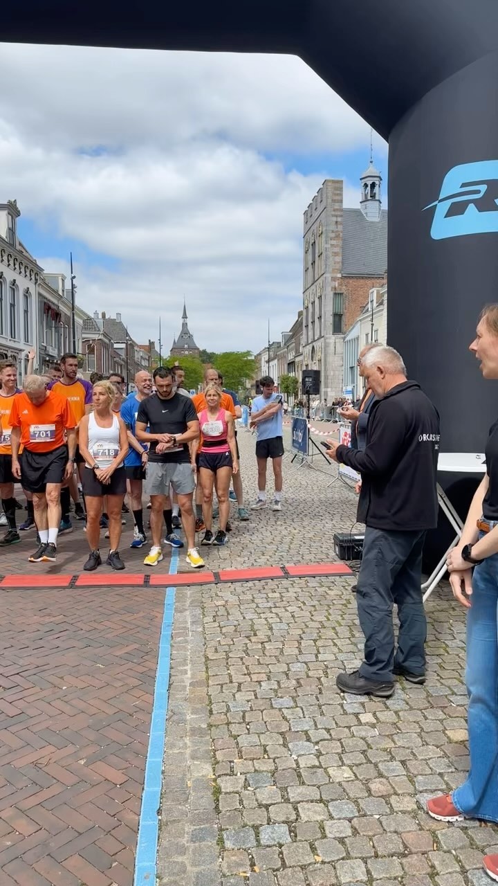 En dit zijn de toppers die 15 km gaan lopen!