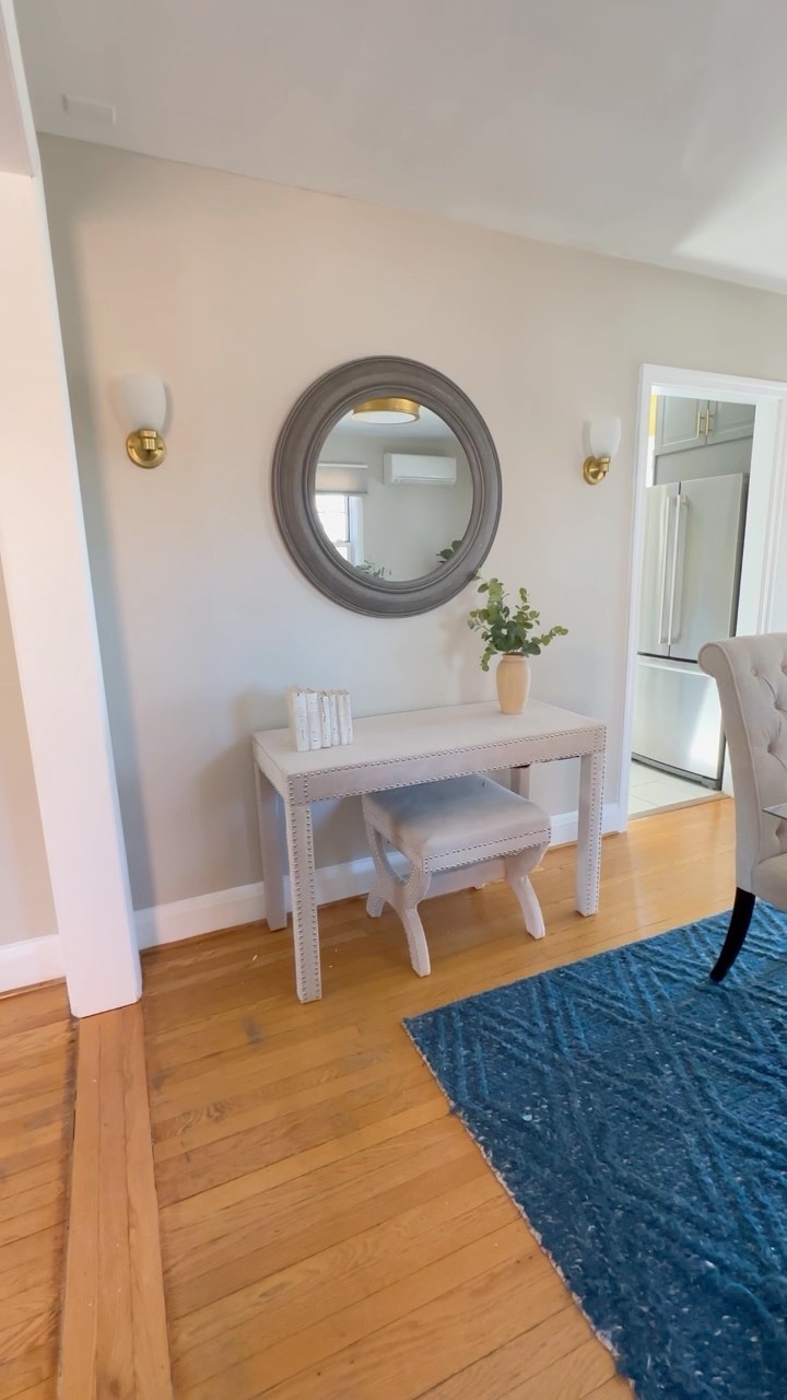 A splash of color can add interest to your home. Especially if the space your decorating is small. It can make a small space feel big like this green and gray kitchen.
Mirrors / art and scones is a great way to break up a room. As shown in this open concept layout between the living and dining room.
.
.
.
.
.
.
#fyp #explore #viral #homedecor #homestaging #interiordesign #housetour #sykesbydesign #kitch #livingroom #donningroom #bedroom #marylandhomes