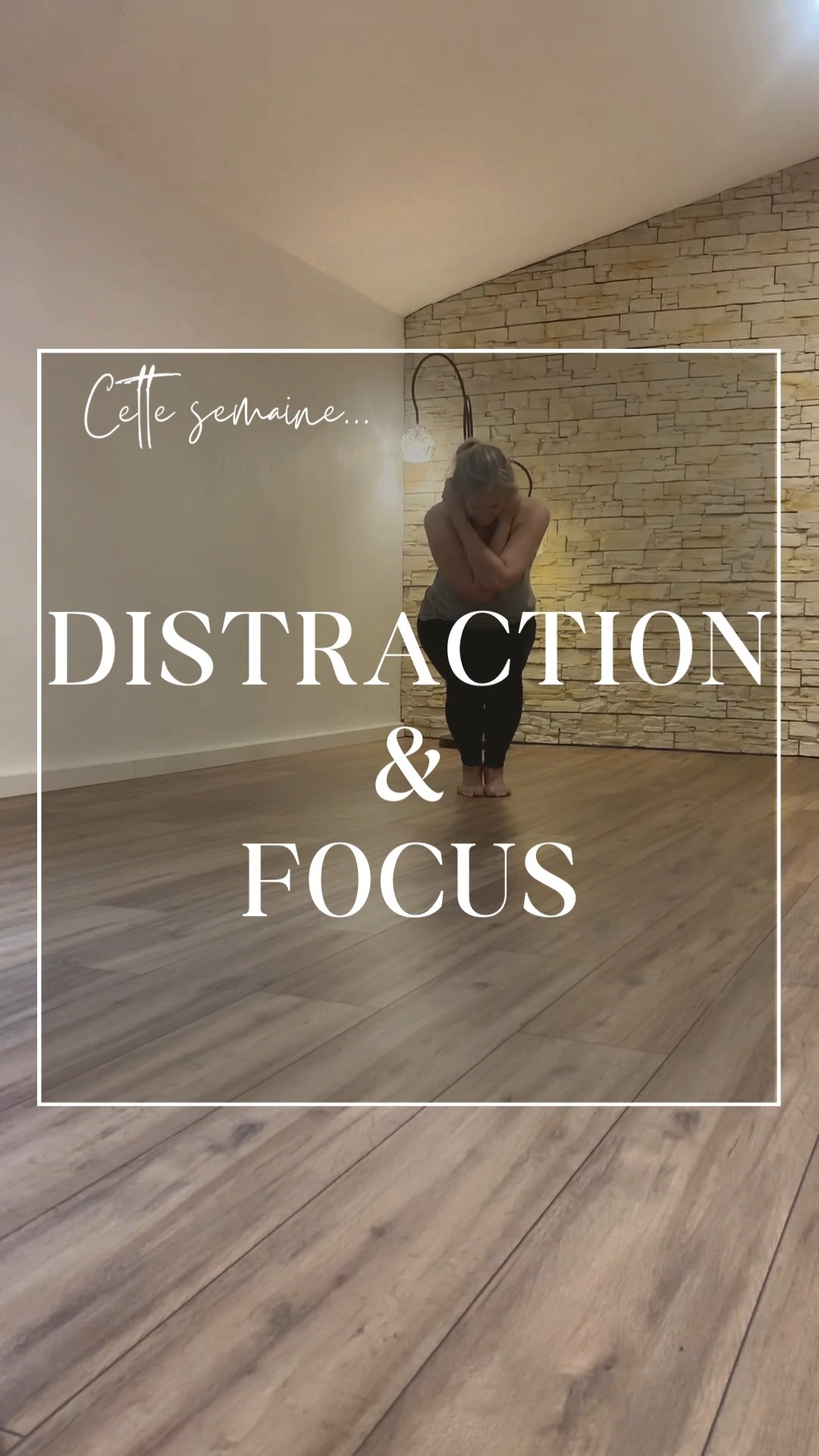 Nous sommes tous confrontés à des distractions et des interruptions quotidiennes, ce qui peut parfois entraîner une fatigue cérébrale. Tout au long de notre pratique cette semaine, nous explorerons des techniques pour améliorer la concentration à travers le mouvement, le regard et la respiration. Même les pensées ont besoin de faire une pause de temps en temps !
Rejoignez-moi à...
📍 @InstantBastide
🗓 Lundi : 7:15 - 8:15
🗓 Lundi : 20:30 - 21:15
🗓 Jeudi : 9:00 - 10:00
🗓 Jeudi : 10:15 - 11:15
📍 @AnandaYogaStudio
🗓 Mardi : 10:15 - 11:30
🗓 Mardi : 20:00 - 21:15
🧘♀️✨
Les places sont limitées pour une attention personnalisée... 🙏
#YogaIyengar #hathayoga #vinyasa #instantbastide #anandayogastudio #yogaaixenprovence #iyengaraixenprovence #Aixenprovence #cabriès #boucbelair #aixmaville #YogaSante #yogasouffle #yogarespiration #concentration #yogatherapie #yogathérapie