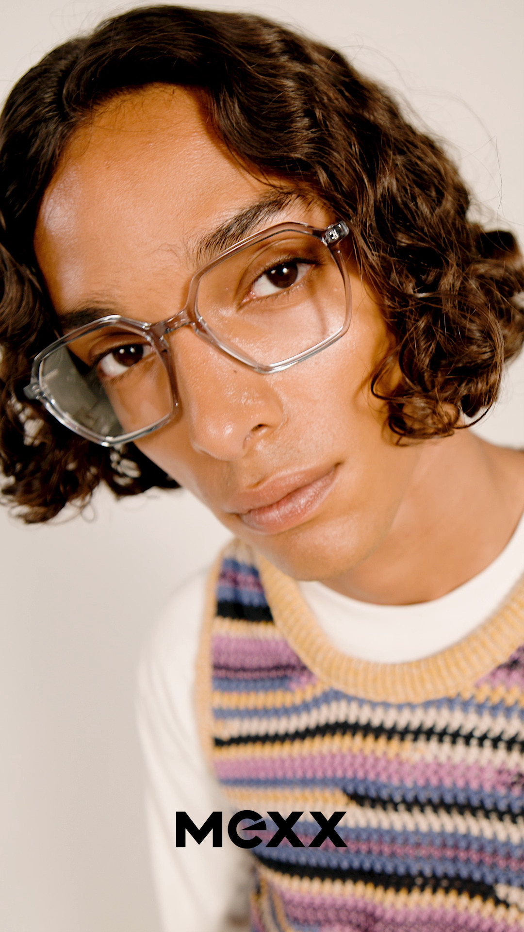 A fashion piece for style-conscious men who want to make a striking statement: style 2584.
Available in black mat, grey, blue-havanna and tobacco-anthracite mat.
__________
◾️ Style 2584: https://www.mexx-eyes.com/optical
◾️ Find your store: https://bit.ly/3OjZtpH
__________
#mexxeyewear #mexxbrillen #mexx #mexxglasses #eyewear #glasses #newstyles #newcollection #newframes #menfashion #menstyle #eyewearfashion #eyewearstyle #eyeweartrends #lunettes #framedesign #brillen #brillentrends #eyeweardesign #okulary #dailyinspiration #fashioninspo #newcollection #newstyles #menfashion #menstyle #menstyleinspo