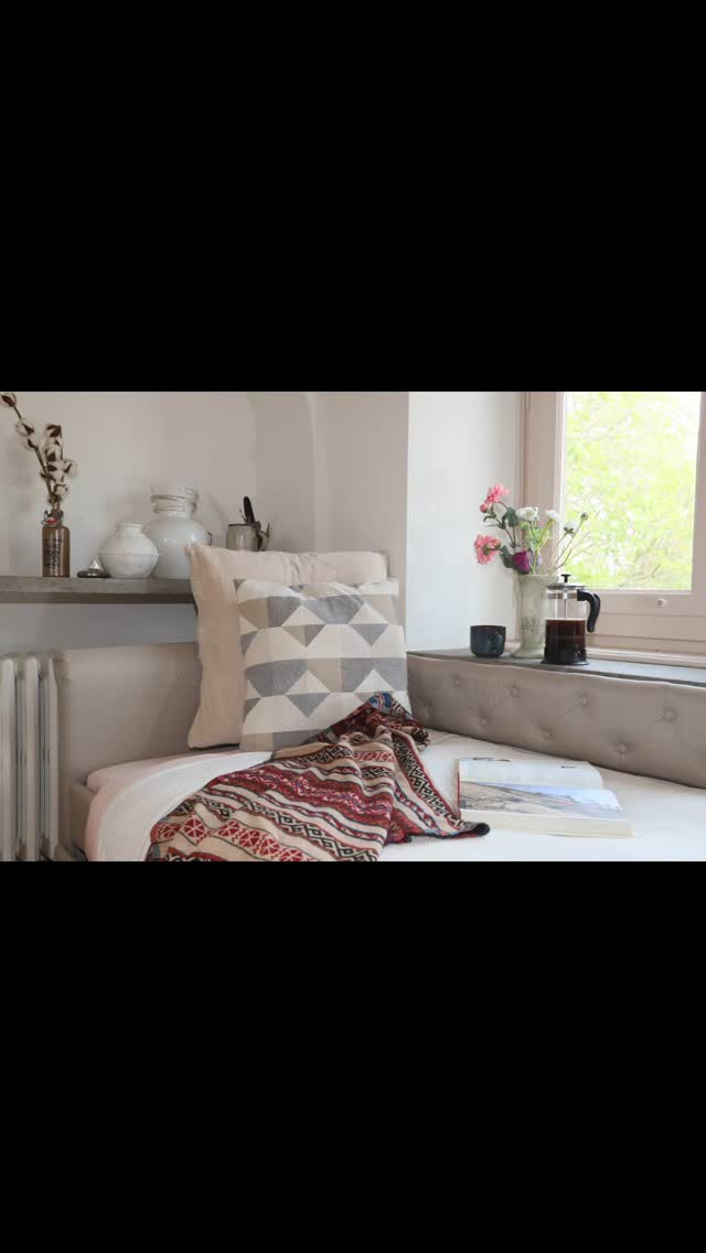 Unplug, recharge, and reconnect—where the past meets serenity. Escape to the Roman Countryside – Stay in a 600-Year-Old Monastery
Now accepting bookings for August, September & October – perfect months to enjoy cooler mountain air, long al fresco dinners, and golden countryside light.
Book directly here: www.santangelovilla.com
#ItalianEscape #summerinitaly #FamilyReunionItaly