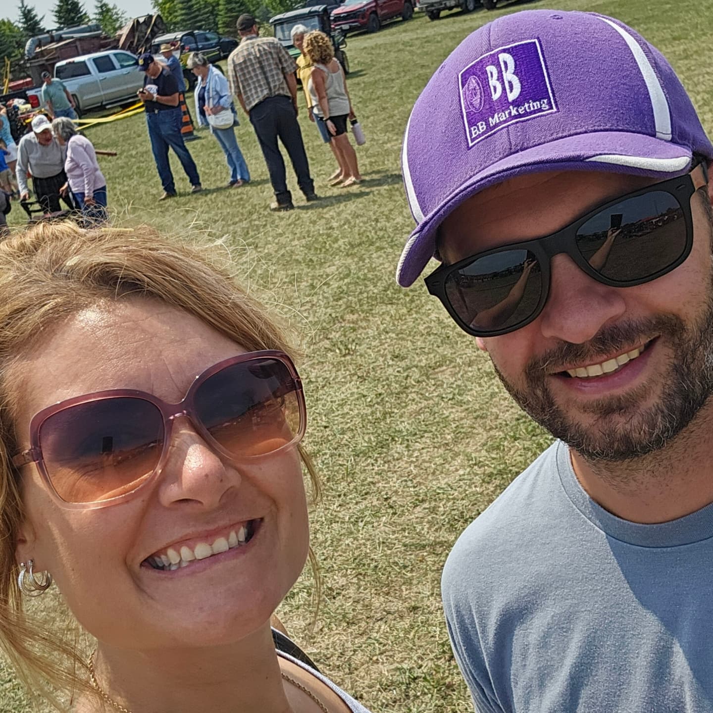 ๐ BB Marketing on location today at the @georgianbaysteamshow! Takes me back to going to steam shows as a kid...the noise, the smells, the food...the nostalgia! ๐ฅฐ
Also...so darn excited for the Fried Chicken pants I won at the Loonie Draw! ๐
Happing all weekend in Cookstown! Fun for the whole family. Check out steamshow.ca for more info.
#marketing #smallbiz #steamshow #contentcreator #steamengine #Innisfil #antiques