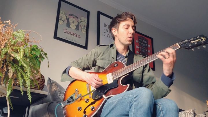 #Avalon on the '61. Fern could use a little water.....
8/21 7-10p @socialbarlounge
8/22 12-3 @milehighfleamarket
#guildt100 #fern #denverjazz #jazzguitarsolo #vintageguitar #jazzcigarrette #bourbon