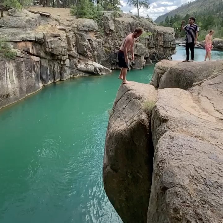 ?⛰?For young adults Fall 2020 feels like this perhaps. A slo-mo backwards flip into the unknown. What are you doing? Online school? School with masks and limitations? Now seems like a good time to jump the tracks and say yes to a different way of learning! There are some awesome programs for college students taking online school...basically small groups in 'dorms' in awesome locations with guides for weekend adventures. Sign up for our newsletter and stay updated with what is happening this fall and spring in the gap year world!
And if you like the looks of this video --- you can spend fall in Colorado with a gap year program!
? thanks to @kai_brabeck for the video and @maxpatton5 for the flawless performance!
Gap Year Base Camp offers gap year consulting, counseling, support and inspiration for the best year of your life!
.
.
#gapyearbasecamp #gapyear #collegecanwait #senioryear #explorethegapyear #gapyearcounselor #gapyearideas #classof2020 #familygapyear #gapyearlife #traveltolearn #workabroad #studenttravel #igtravel #travelabroad #semesterabroad #traveltheworld #culturalexchange #wanderlust #collegeinfluencer #passionpassport #bethechange #makeadifference #travellife #backpackers #travelinspiration #volunteerabroad #semesteratsea #bakersbridge #backflip