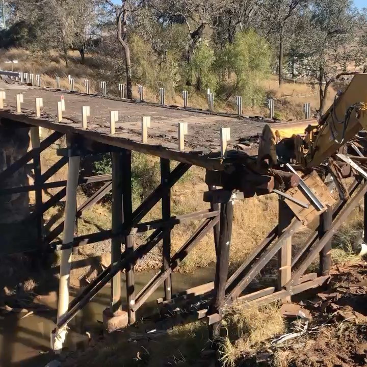 Emu creek bridge we demolished for Doval