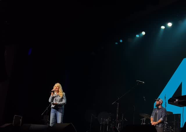 LAST NIGHT!!! MATTHEW WEST!! What an honor to stand before a sold-out crowd and share the mission of Shannon Perry Ministries before Matthew took the stage to lead us into the presence of Jesus. AMAZING night! #arkencounter #matthewwest