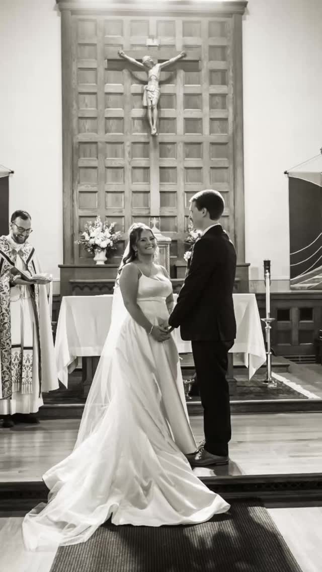 Your day doesn’t have to be directed. Or scripted. You can say “No more (prompted/posed) photos!” My job is to document the tiny moments that are just about you.
Soak up the moments. Dedicate your bridal bouquet. Enjoy your dogs! Eat the oysters. Notice the hand made envelope seal your groom created.
Because this is what makes YOUR day Y O U R S !
#delawarewedding #privateestatewedding #queenstownweddingphotographer