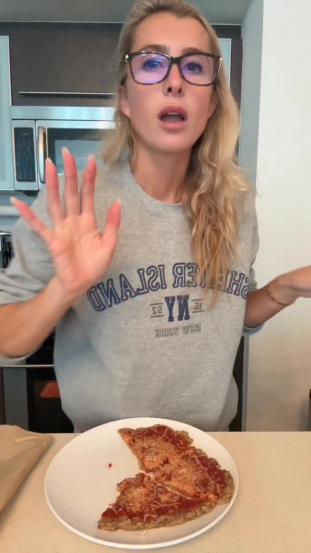 Why is this also sooo good at breakfast?! #highprotein #supermodelsnack