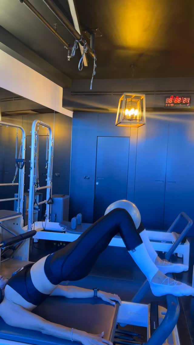 How important it is, even when you’re not in your routine, away from home for so many days, to take care of your body - the vessel that takes care of you. Pilates for me is not just my work, it’s my way of life. Even though I’ve stepped away from my training routine, I try to maintain as much as possible. I’m trying to say to never give up on yourself and your body. In a few days I’m back and can’t wait to see all my dear clients and my amazing studio.
🖤🖤🖤🖤🖤🖤🖤🖤🖤🖤🖤🖤🖤🖤🖤#PilatesLifestyle #NeverGiveUp #BodyAndMind #PilatesEverywhere #SelfCare #PilatesInstructor #Wellness #MindBodyConnection #PilatesLife #TakeCareOfYourself #PilatesJourney #HealthyLifestyle #MovementIsLife #PilatesLove #StudioLife#pilatesbyhagar #charlottenorthcarolina #pilatesboutique #pilateseverywhere
#PilatesIsLife #BodyCare #StayCommitted #PilatesEveryday #WellnessJourney#cltpilatesstudio #cltwellness