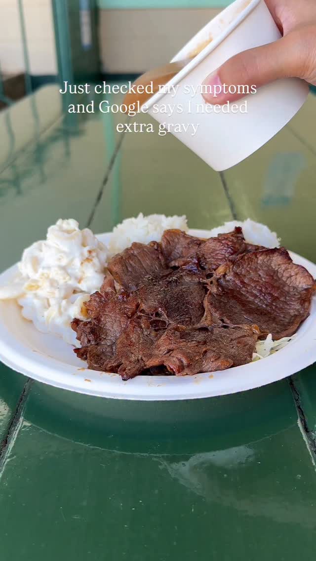 Doctor’s orders: extra gravy. Side effects may include instant happiness 😁🌈
#RainbowDriveIn #HawaiiFoodie #HawaiiEats