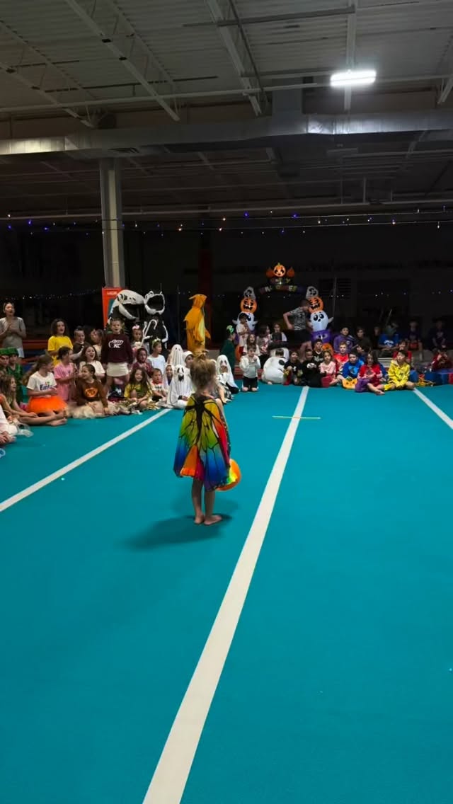 Halloween team celebrations! ? Part 2 ? Trunk or treat fun & games! ?
#aeonfitgym #aeonteam #halloween #trunkortreat #gymnastics #hillsdalenj