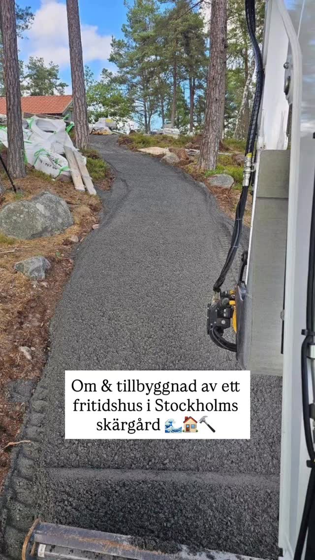Lite bilder från ett av våra pågående projekt ute på en ö i Stockholms skärgård- en om och tillbyggnad av ett fritidshus⚓️🌊
