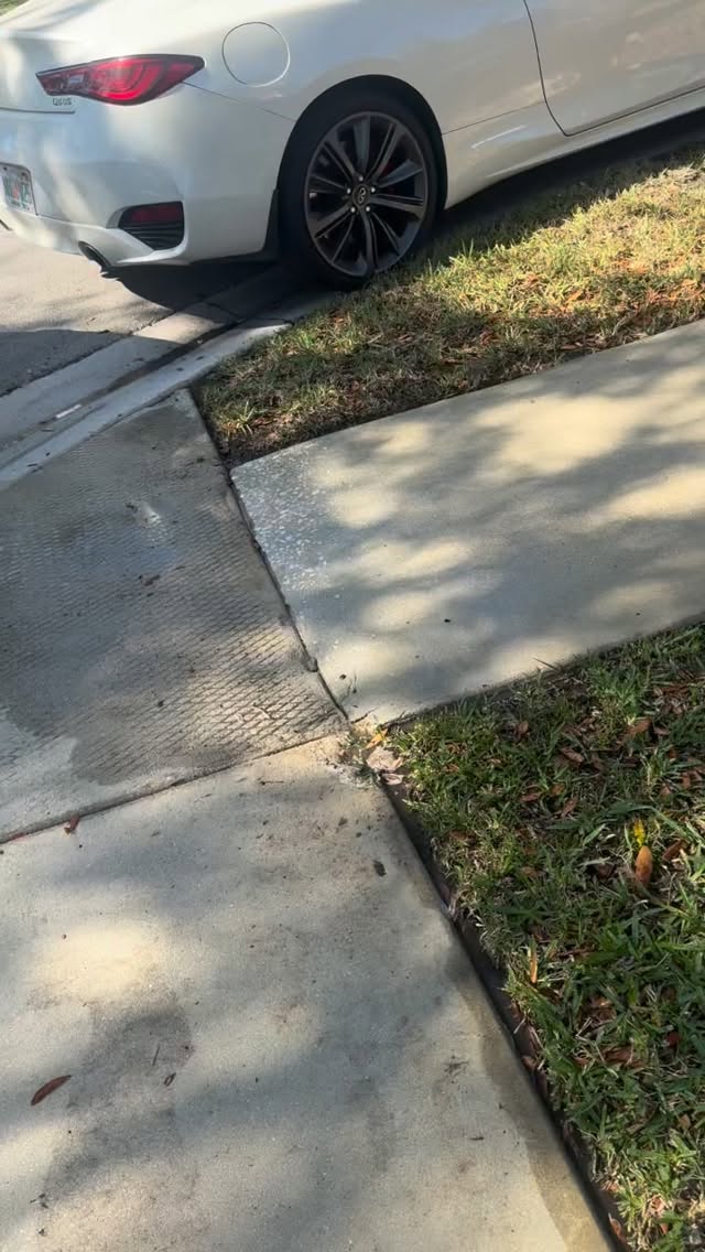 #beforeandafter #pressurecleaning #pressurewashing #softwashing #roofcleaning call today for a free estimate 3053189961 www.tnacleans.com