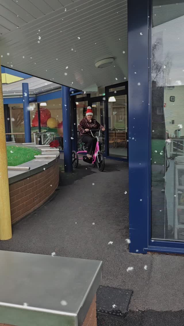 ?♀️❄️ Cycle to the North Pole Fundraiser – This Thursday! ❄️?♂️
The incredible team at @SmartPropertyGroup are taking on the frosty challenge to cycle all the way to the North Pole — and they won’t be alone! Even some of the Vranch House staff, including Kate, will be hopping on a bike alongside lots of other amazing people.
? Kate Moss rides a pupil’s trike in our school grounds, thinking she’s off to join the adventure! Don't panic SMART-we stopped her just in time!
This challenge is raising money for three wonderful charities:
• ? Little Harbour (CHSW)
• ? Young Lives Vs Cancer
• ? Vranch House (who are very grateful!)
? Businesses, you can join in too: sign up to cycle some miles or donate to help us reach our icy finish line.
Don’t forget to wear your best Christmas jumper on the day – it’s Christmas Jumper Day after all!
Or, if you’d rather stay off the saddle, you can still support by donating below ?
? Donate here: https://gofund.me/ab90fbff8
#RideToTheNorthPole #SmartPropertyGroup #CharityChallenge #Community #SouthWest #ChristmasJumperDay #SupportLocal #Fundraising
#CycleToTheNorthPole #VRANCHMAS #TeamVranch #FundraisingFun #CharityChallenge