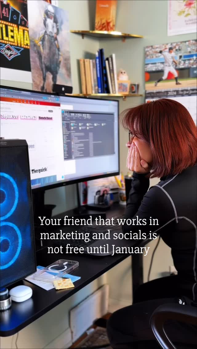 Send help and water to your friends in marketing. Holiday season is on full speed ahead 🎄 Actually, I have to go, I have to go finish a project.
#holidaymarketing #yourdesignerfriend