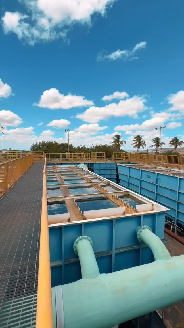 O feedback do nosso #clienteAlgoMais é o que nos motiva.
Aumente o som e ouça o que diz a analista de Comunicação da Agreste Saneamento, Marcela Nanes, sobre o Treinamento de Comunicação e Imprensa que fizemos na sede da Estação de Tratamento da Água, em Arapiraca.
#assessoriadeimprensa #comunicacao #mediatraining #jornalismo #algomais #agrestesaneamento #igua #arapiraca #alagoas #treinamentodemidia