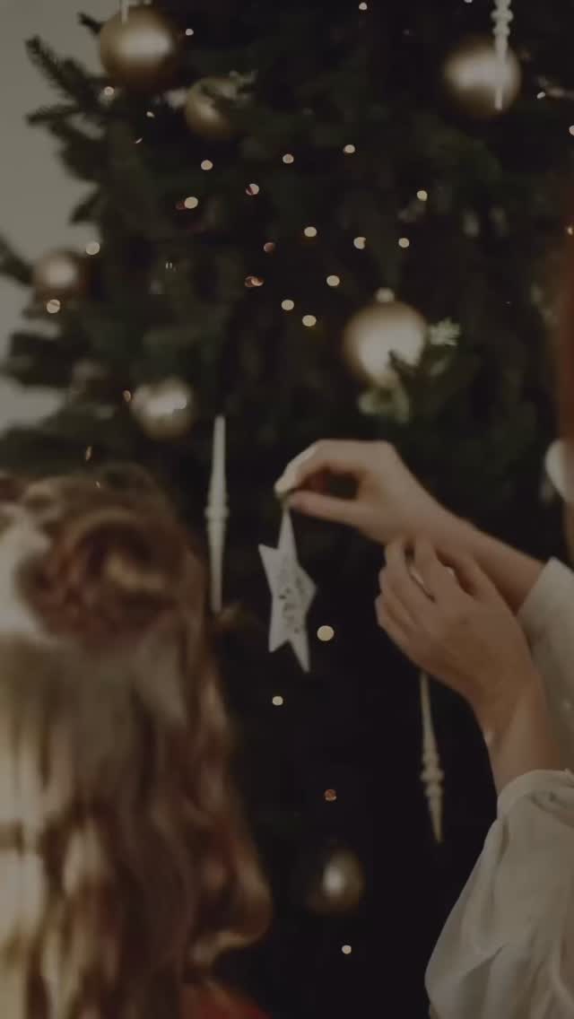 Step into Grandpa’s Castle this season, where twinkling lights and laughter fill the air. Experience the charm of the holidays surrounded by warmth, joy, and timeless traditions—making every moment truly magical! ✨🎄
One of the most beautiful homes in Northeastern Ohio, this 1890s home is set on a 2.95-acre lot in the City of Conneaut, Ohio. All woodwork, including select oak, birch, and cherry, still has the original hand-rubbed varnish finish. The three large guest bedrooms have full bathrooms, and the home has two new forced-air gas furnaces and central air conditioning.
📍884 Main Street
Conneaut, Ohio 44030
📞(440) 813-8763
Book your stay here: https://www.grandpascastles.com/
Follow on Facebook :https://www.facebook.com/grandpascastles
#visitconneautoh #conneautohio #grandpascastle #bredandbreakfast #historichome #cozystay #holidayvacation