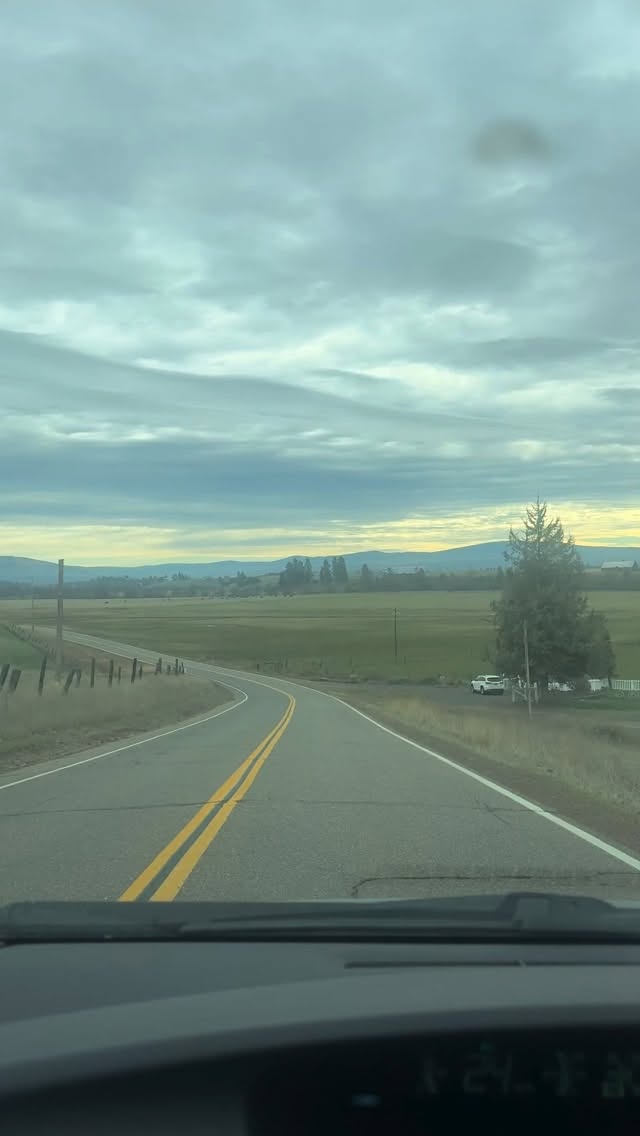 Home Sick > Good for reflecting.
This year was beautiful, and rich. Heartbreaking and priceless. Lord - help me savor, enjoy, learn, obey, grow and bless. Would I seek to love,serve, forgive, dream and work more and more like Jesus. My grandma used to always say itās sooo nice to have people to love- I am a rich rich woman.