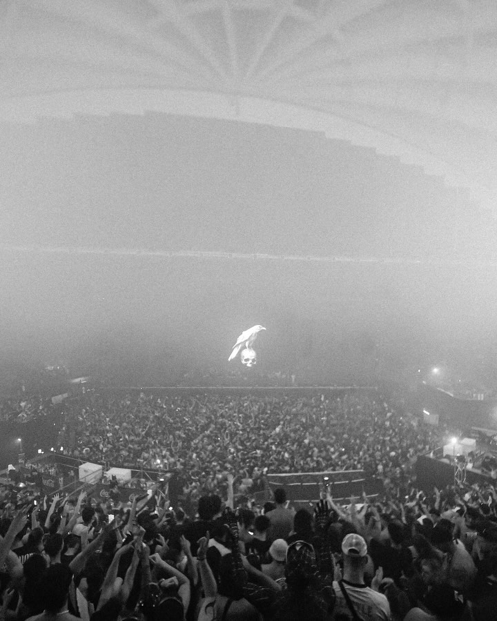 raw scenes from the shadows of @blackworksclub ‘s Purgatory through my eyes in #stopmotion photographs.
what a night, what a venue but more important for me: what a family. So much respect from and for this amazing Spannish family ?