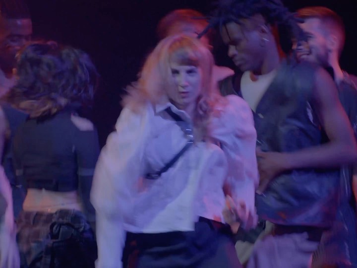 Rave Lucid dernière production de Mazelfreten.
Un spectacle qui rend hommage à la danse electro.
Les dates de septembre à décembre sont disponibles.
Teaser réalisé à la maison de la danse de Lyon par @ohlala_madeinfrance
💿 @nikit.music-Harmony
💡 @judeleray
Dancers : @malboneige @thea__x23 @manuelaemrose @marielvnz @_alicelemonnier @haja.oceane @ainhoa.otero @_hflow @adrienvexus @le_mino_ @filfrvp @_wiildcherry @ds_l0renzo @vision_gdsn
Booking : @verticaltourparis
Costume : @bad_electra @sting_mcqueen