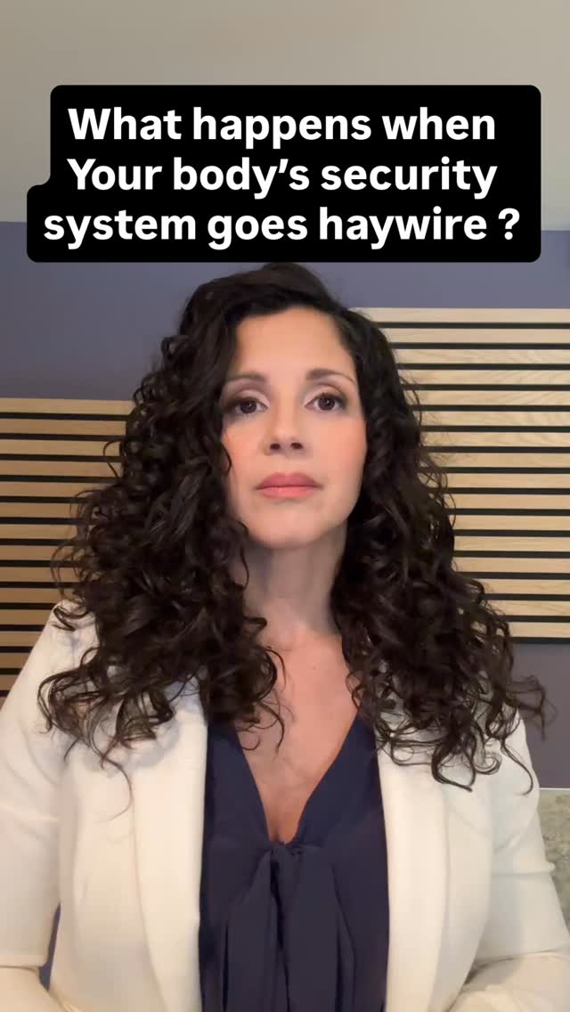 Your immune system is supposed to protect you, but in autoimmune disease, it attacks healthy cells by mistake 💔 There are over 100 types affecting millions of people worldwide. Understanding what’s happening in your body is the first step to taking control! 💪✨
The most common autoimmune diseases according to a recent study are
1- Rheumatoid arthritis
2- Psoriasis
3- Diabetes mellitus type 1
4- Graves’ disease
5- Autoimmune thyroiditis
6- Crohn’s disease
7- Multiple sclerosis
8- Systemic lupus erythematosus
Source: https://www.jci.org/articles/view/178722
DM me the word THRIVE for your freebie on how to get started!
Remember: This post is for educational purposes only. Always consult with your healthcare provider for personalized medical advice tailored to your specific situation.
Stay strong, lupus warriors! 🦋💜
#lupus #lupusdiet #lupusawareness #lupusflare