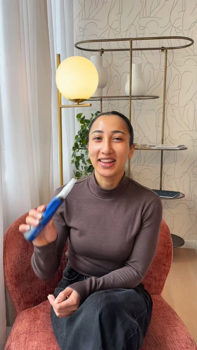 Our Skinpen treatment explained ??✨Don’t forget our free sheet mask after you book the treatment!
#cosmopolitanclinicamsterdam #cosmeticclinic #skinpen #huidverbetering