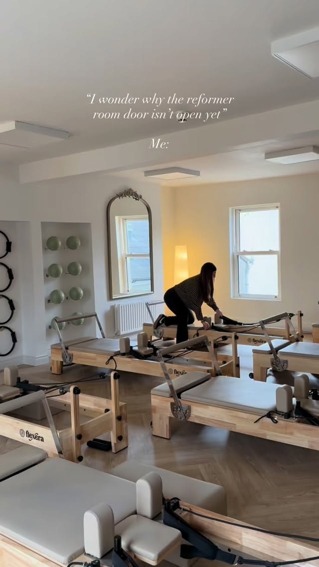 ✔️ Reformers reset after cleaning
✔️ Straps all even
✔️ Warm up springs on
✔️ Props laid out
✔️ Flow springs & layers checked
✔️ 50% of daily steps achieved walking in circles around the same room