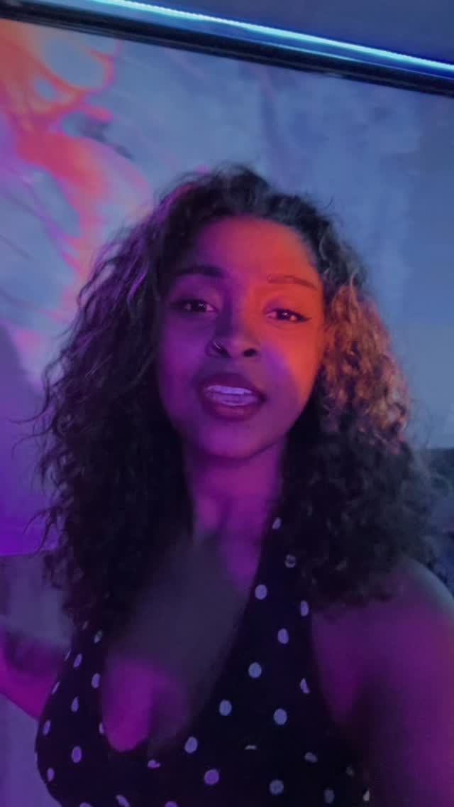 you heard it here first! First Friday at Downside Up is back. FREQI FRIDAY will be hosted by the incredible @freqsyndicate
You definitely don’t wanna miss this one!!
See you there!!!!!
#phoenix #firstfridays #sober #artists #thingstodo
