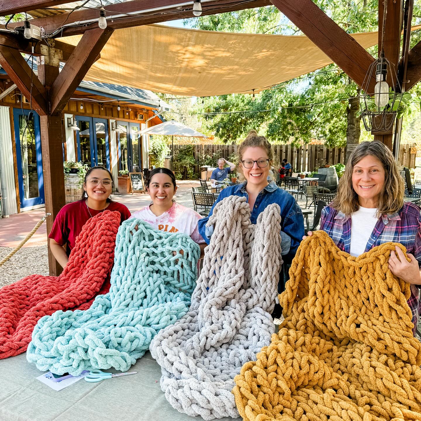 It felt like Fall yesterday @theflowerfarmgiftshop as we enjoyed perfect morning making Chunky Blankets, sipping wine and visiting the pumpkin patch and local vendors for their Harvest Days event! Thanks to everyone that joined us, we will be back November 2nd for another Chunky Blanket workshop! Tickets available at www.GatherStudioandEvents.com