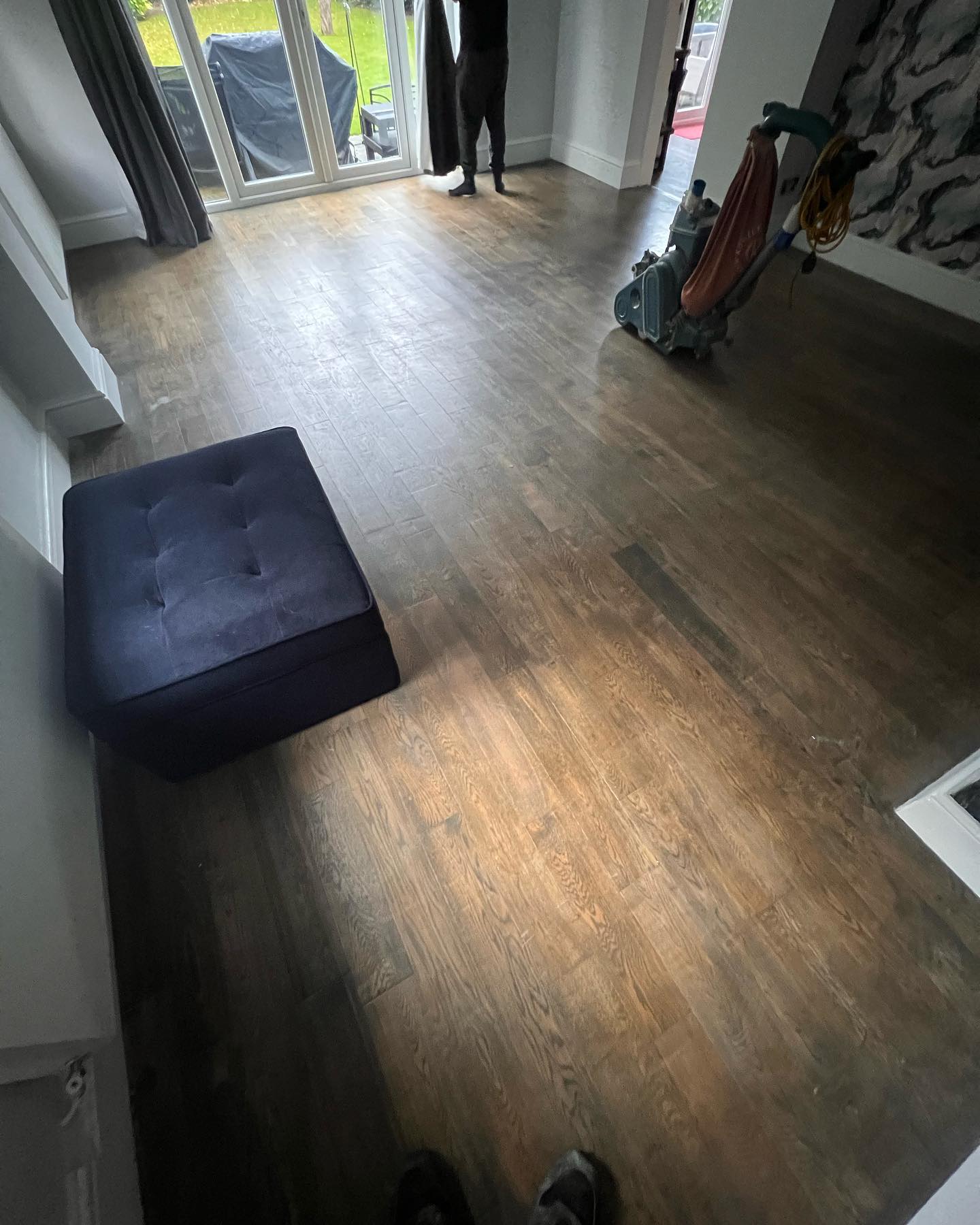 Living room and hallway of oak flooring, rectified from a bad previous sanding job and sealed with a clear high traffic ?
Do you have a engineered or solid wood floor in need of being restored ? Don’t hesitate to get in touch for a honest and reliable quote.
? : 07721710499
? : uniquefloorfinishes@outlook.com
? : www.uniquefloorfinishes.com
? : unique floor finishes on google
Floor Sanding ☑️
Floor Laying ☑️
Floor repairs ☑️
Free quotations ☑️
5 Star google reviews ⭐️
#restoration #floorsanding #parquet #woodfloors #homeimprovements #oakflooring #renovation #reclaimedwood