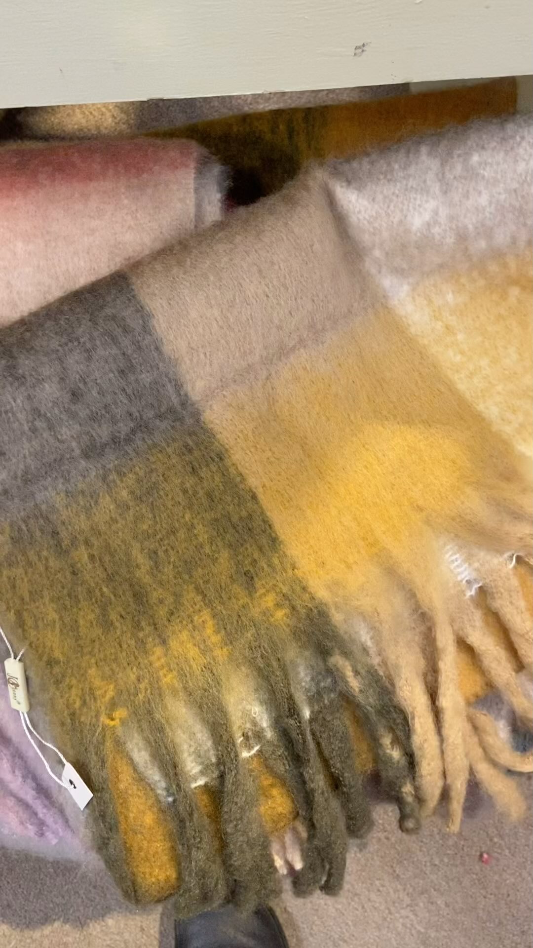 The soft blanket scarves are always the best seller here and you can’t go wrong giving one of these as a gift…for the moment we have a lot, but they go fast come on into the store. We have all kinds of fabulous gifts, large and small.! #scarves #blanketscarves #mainstreetmiddlebury #middleburycollege #middleburychristmas