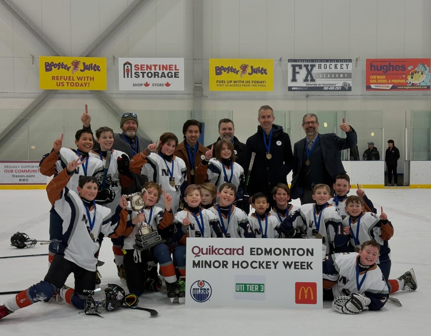 Congratulations NS403 on your fantastic #qemhw gold medal win!? We are so proud of you!
@playhockeyedm